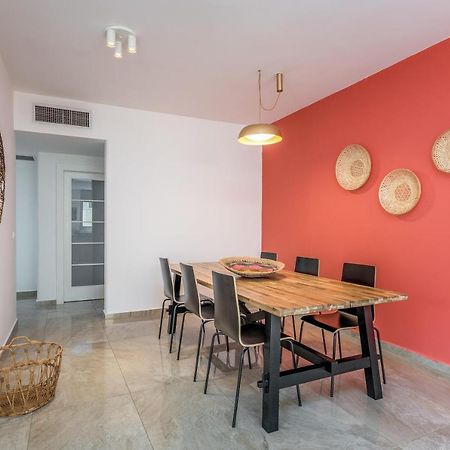 3 Bedrooms Apt Balcony & Parking Near Banana Beach Tel Aviv Ngoại thất bức ảnh